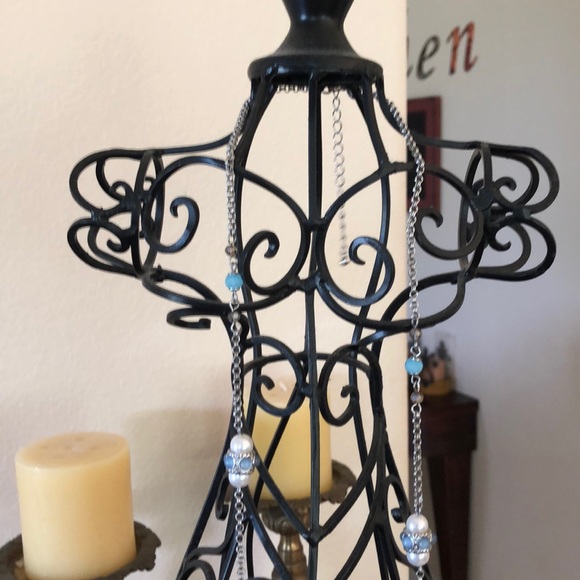 Lia Sophia necklace - Picture 3 of 6